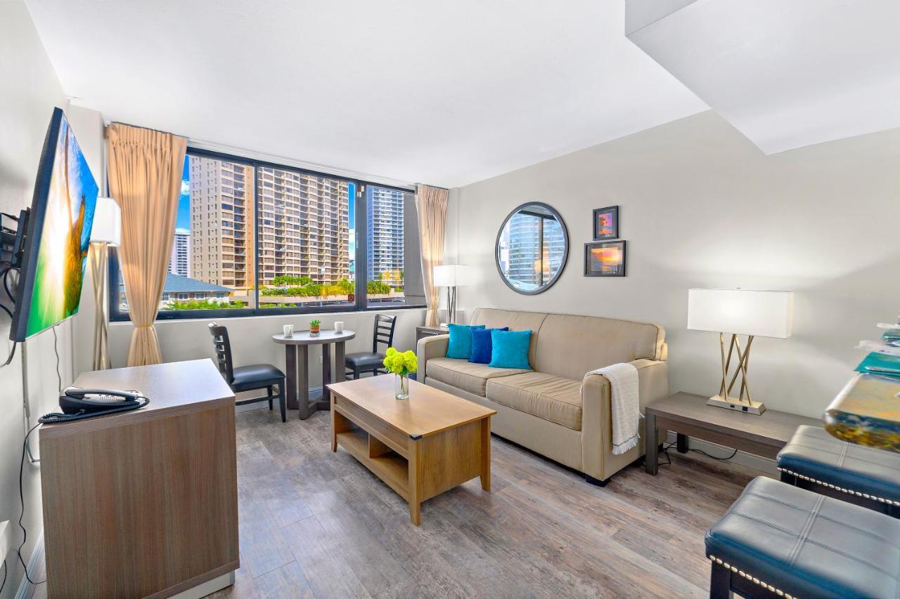 Renovated With City View At Aqua Palms Waikiki Honolulu Eksteriør billede