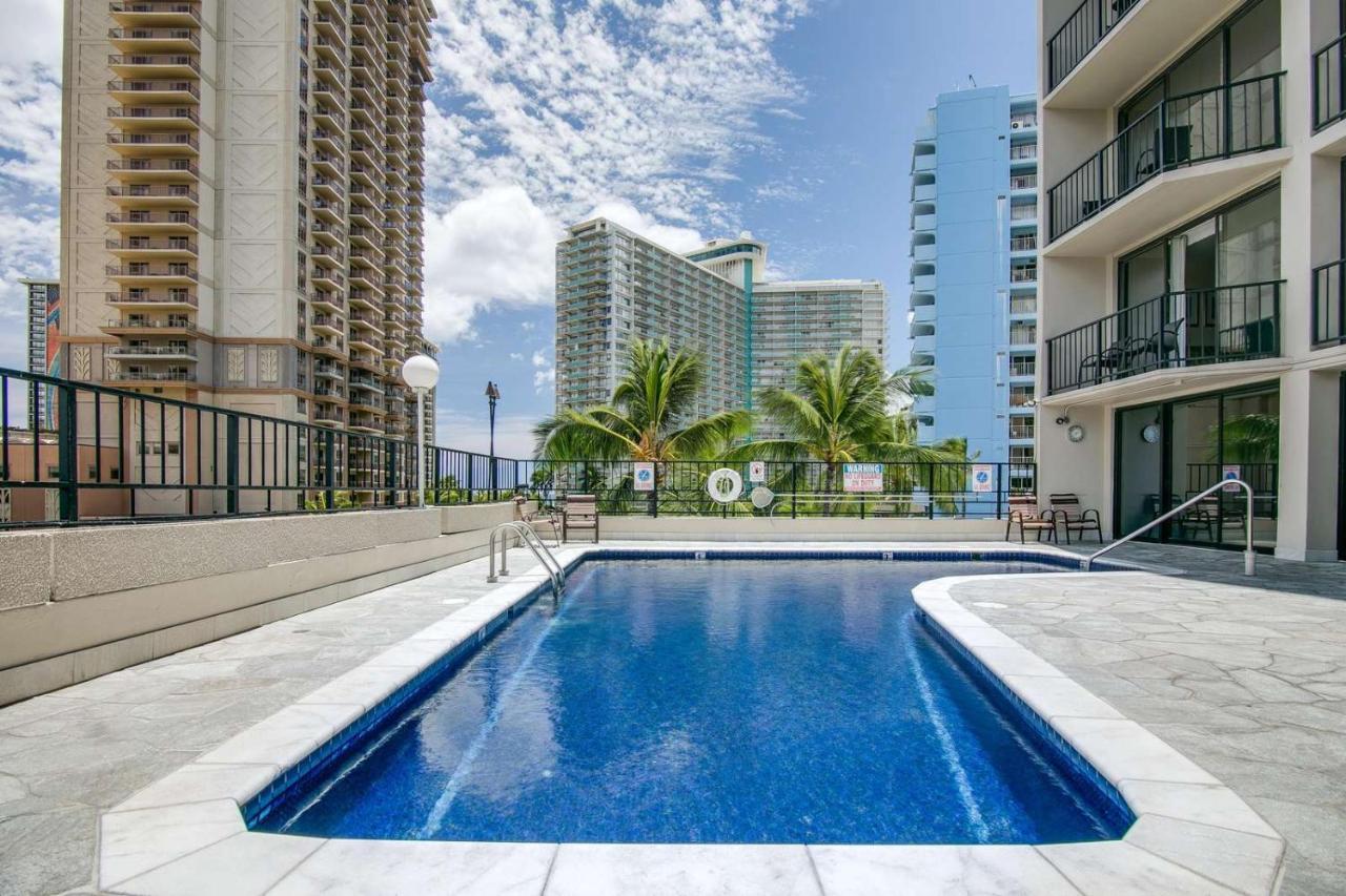 Renovated With City View At Aqua Palms Waikiki Honolulu Eksteriør billede