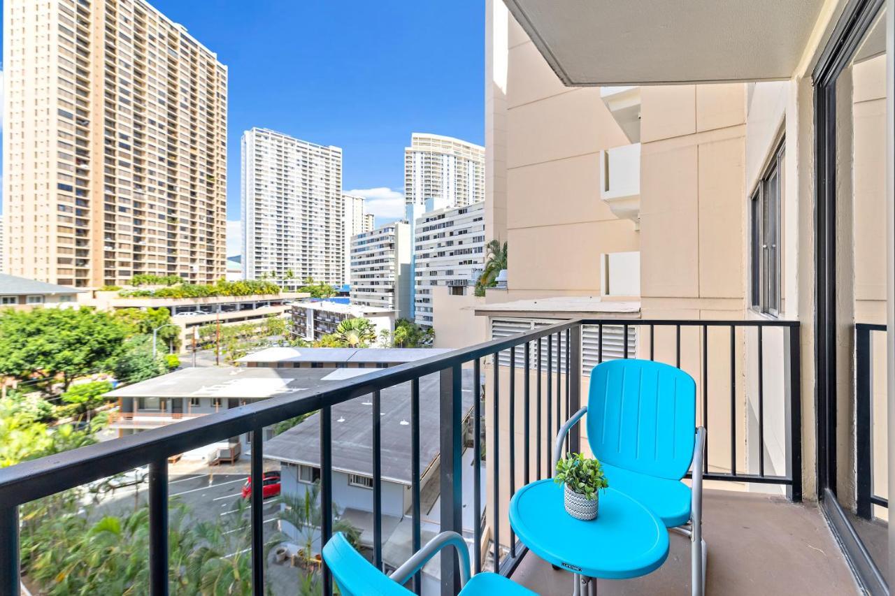 Renovated With City View At Aqua Palms Waikiki Honolulu Eksteriør billede
